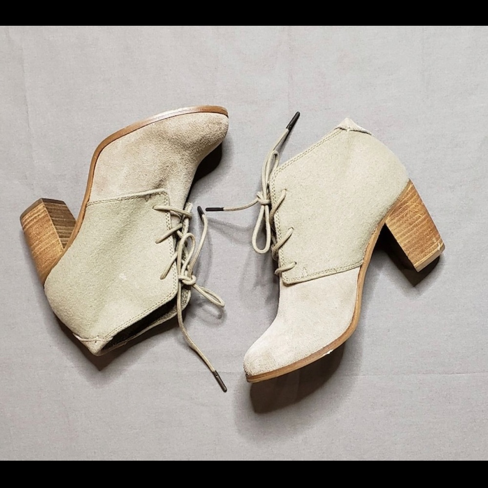 Toms Lunata Lace Up Burnished Suede  Heel Boots